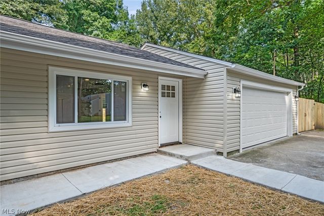 1398 Cordova Avenue, Akron, OH 44320