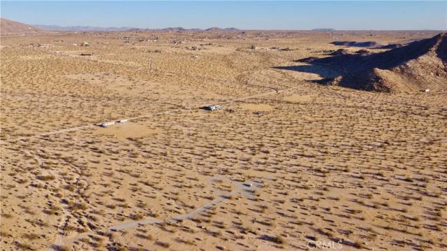 4594 Rice, Joshua Tree, CA 92252