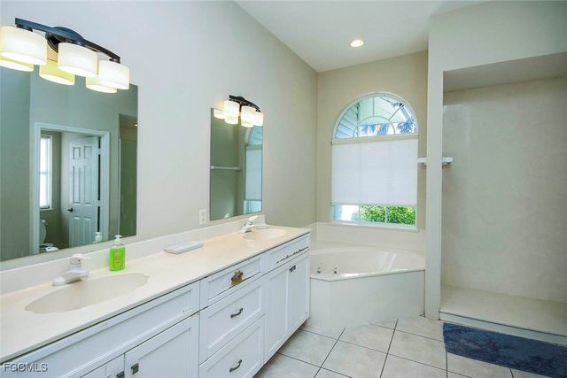 717 Gopher Walk WAY, Sanibel, FL 33957