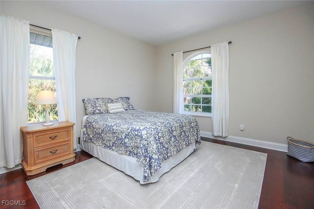 717 Gopher Walk WAY, Sanibel, FL 33957