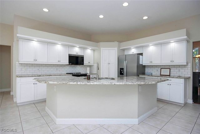 717 Gopher Walk WAY, Sanibel, FL 33957