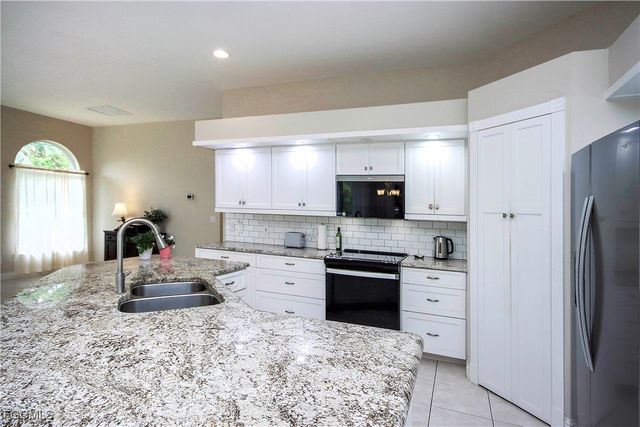 717 Gopher Walk WAY, Sanibel, FL 33957