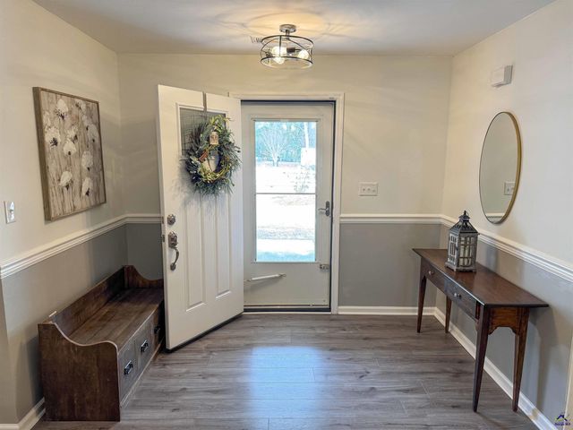 210 Oak Ridge Dr, Byron, GA 31008