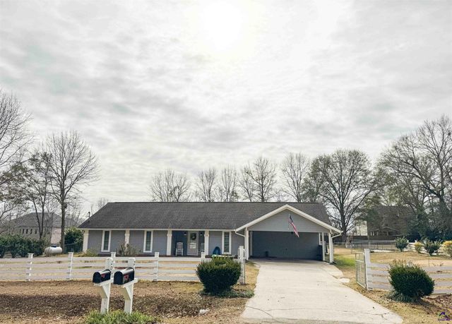 210 Oak Ridge Dr, Byron, GA 31008