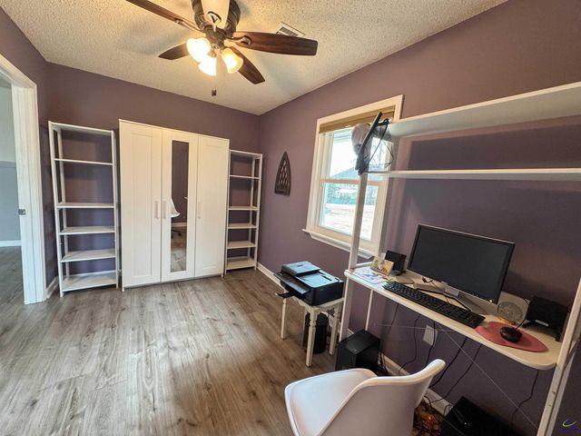 210 Oak Ridge Dr, Byron, GA 31008