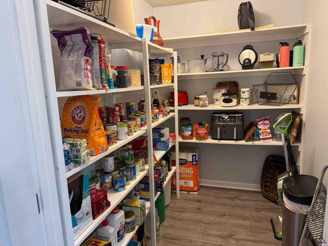 210 Oak Ridge Dr, Byron, GA 31008