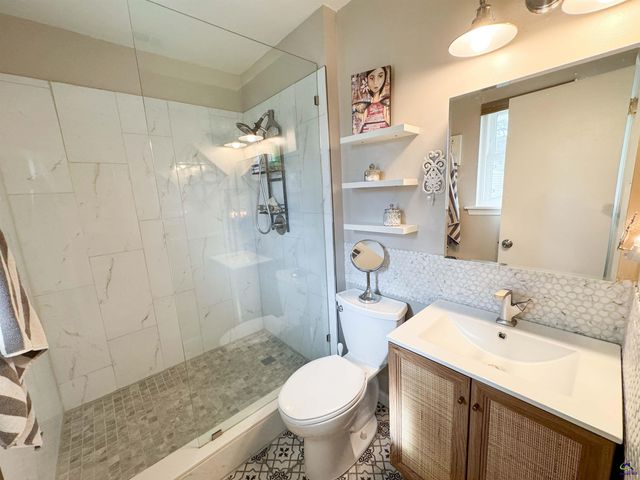 210 Oak Ridge Dr, Byron, GA 31008