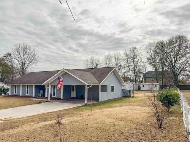 210 Oak Ridge Dr, Byron, GA 31008