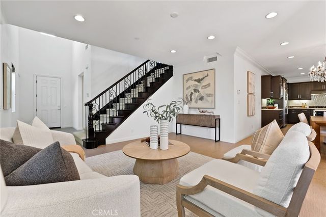 58 Mariposa, Lake Forest, CA 92630