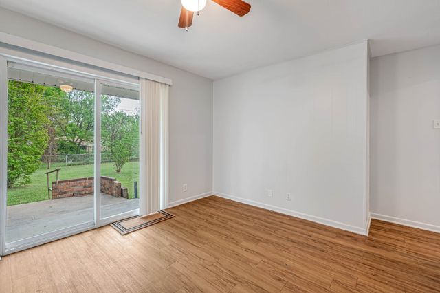 913 Patricia Drive, Sherman, TX 75090