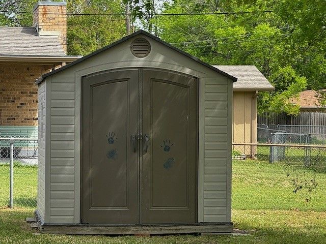 913 Patricia Drive, Sherman, TX 75090