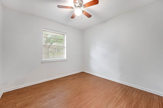 913 Patricia Drive, Sherman, TX 75090