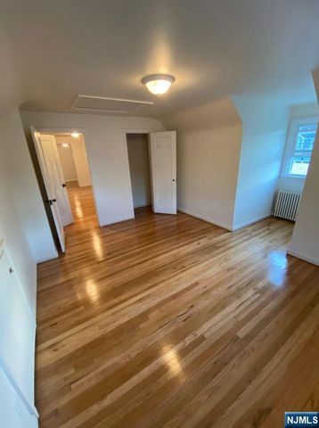 226 Livingston Street, Northvale, NJ 07647