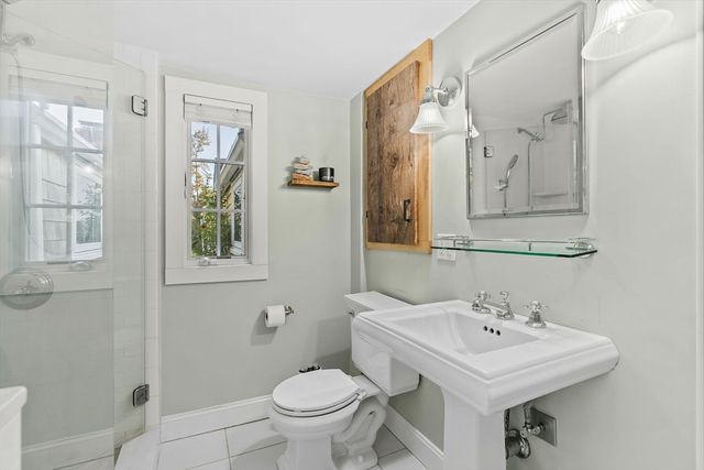 45 Taylor St, Pembroke, MA 02359