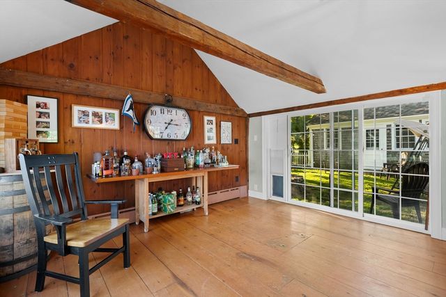 45 Taylor St, Pembroke, MA 02359