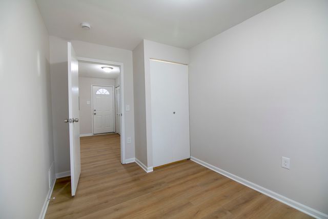 4301 Greenbrier Lane, Richton Park, IL 60471