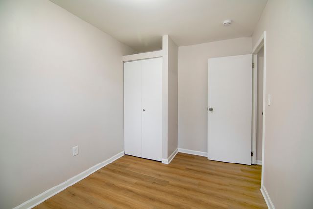 4301 Greenbrier Lane, Richton Park, IL 60471