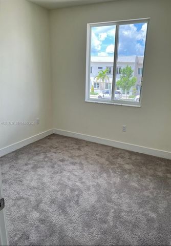 10270 NW 66 ST 105, Doral, FL 33178