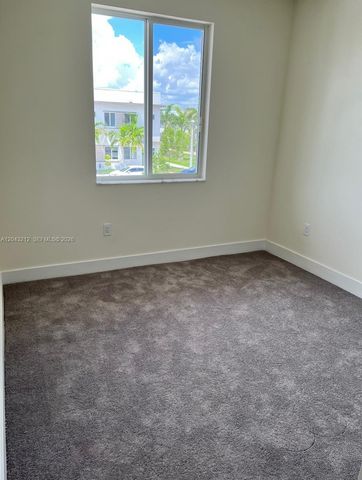 10270 NW 66 ST 105, Doral, FL 33178