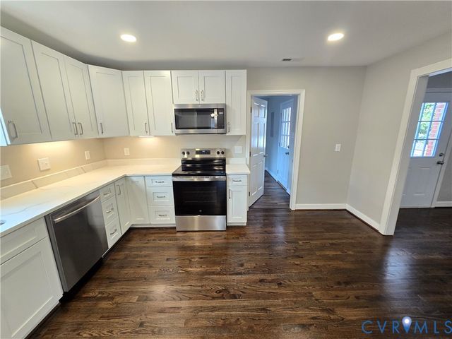 8512 Chester Forest Ln, Chesterfield, VA 23237