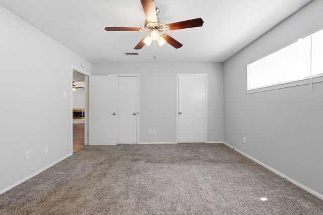 417 Lakeside Drive, Irving, TX 75062