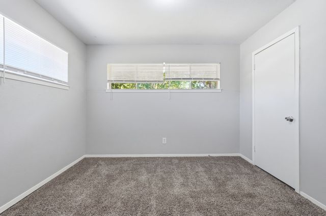 417 Lakeside Drive, Irving, TX 75062