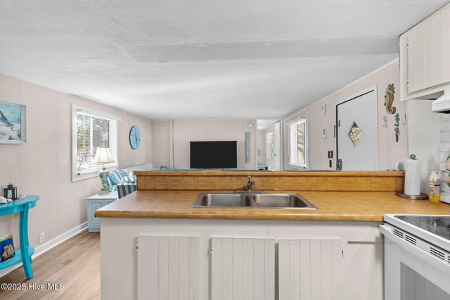 220 NE 68th Street, Oak Island, NC 28465