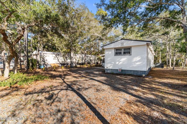 220 NE 68th Street, Oak Island, NC 28465