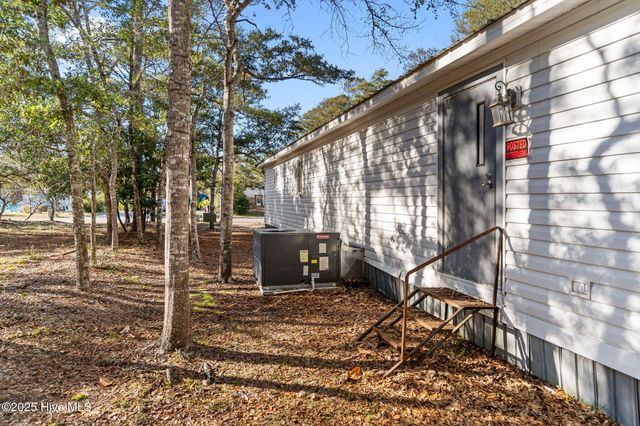 220 NE 68th Street, Oak Island, NC 28465