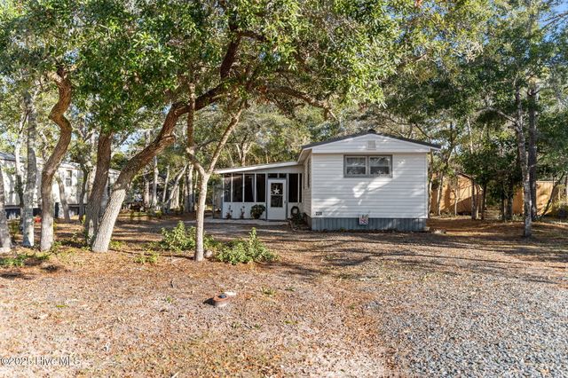 220 NE 68th Street, Oak Island, NC 28465