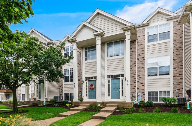 817 Summit Creek Drive, Shorewood, IL 60404