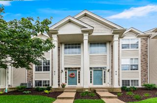 817 Summit Creek Drive, Shorewood, IL 60404