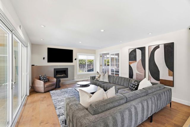 1460 Oak Canyon Court, San Jose, CA 95120