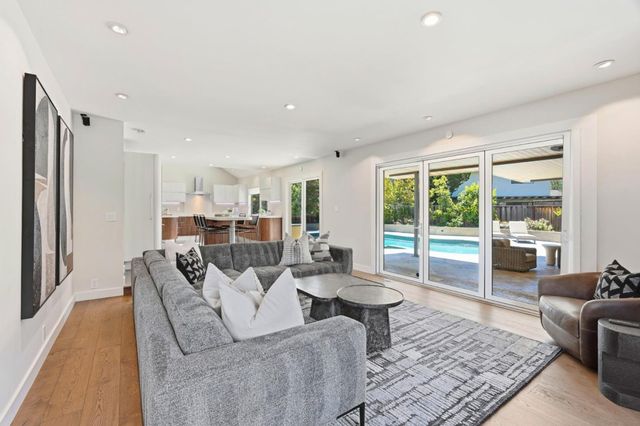 1460 Oak Canyon Court, San Jose, CA 95120