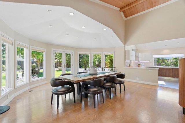 1460 Oak Canyon Court, San Jose, CA 95120