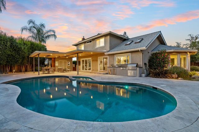 1460 Oak Canyon Court, San Jose, CA 95120