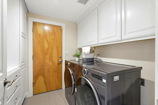 1460 Oak Canyon Court, San Jose, CA 95120