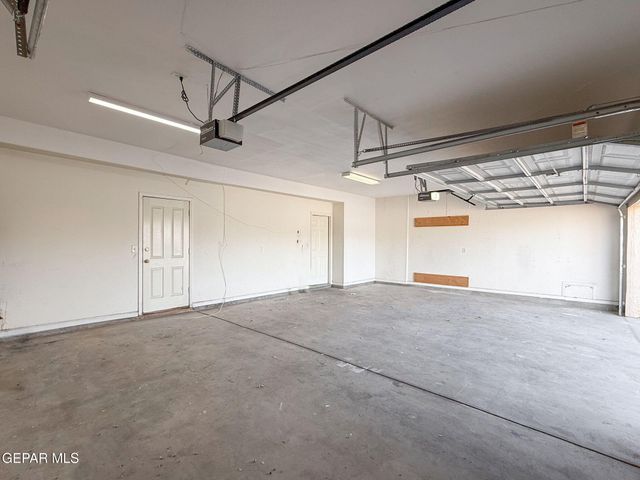 800 La Florida Drive, Canutillo, TX 79835