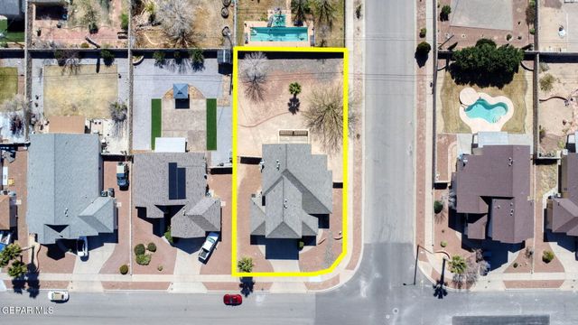 800 La Florida Drive, Canutillo, TX 79835