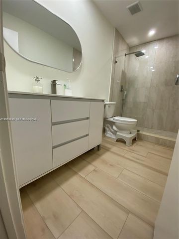 1200 Tallwood Avenue 302, Hollywood, FL 33021