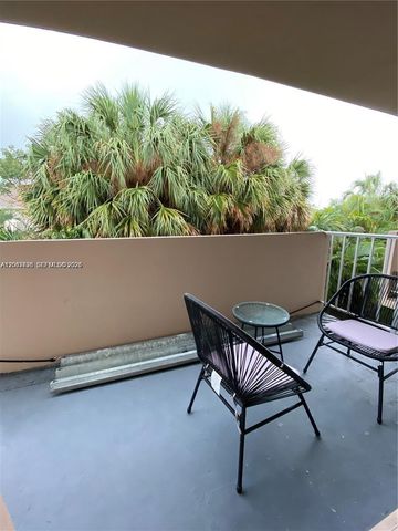 1200 Tallwood Avenue 302, Hollywood, FL 33021