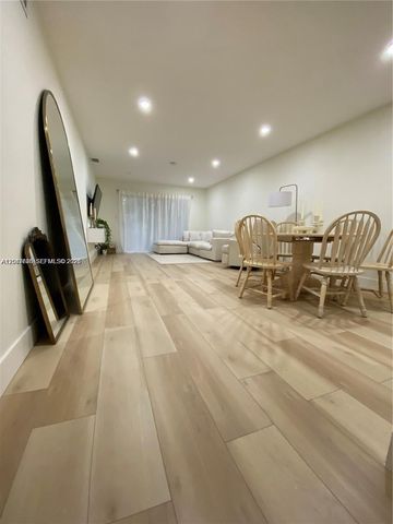 1200 Tallwood Avenue 302, Hollywood, FL 33021