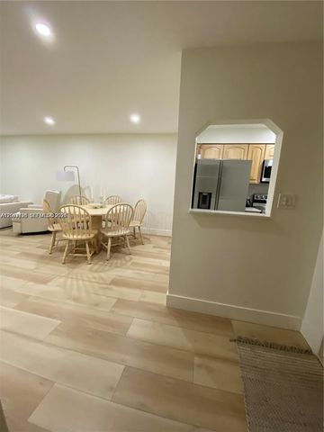 1200 Tallwood Avenue 302, Hollywood, FL 33021