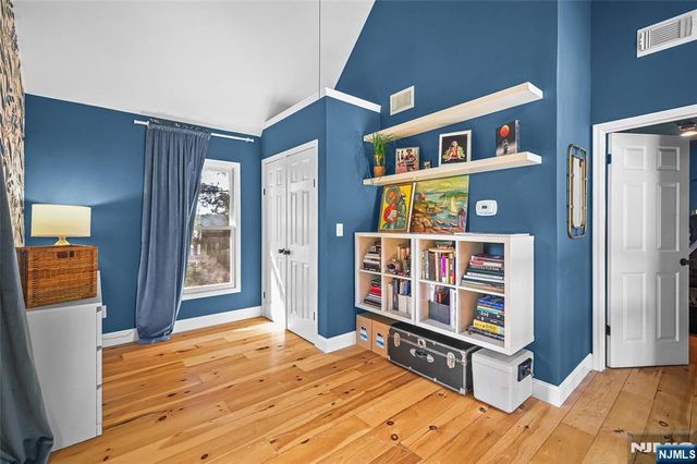100 1st Street, Keyport, NJ 07735