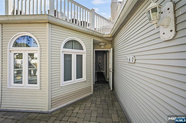 100 1st Street, Keyport, NJ 07735