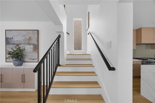 40 Claremont, Long Beach, CA 90803