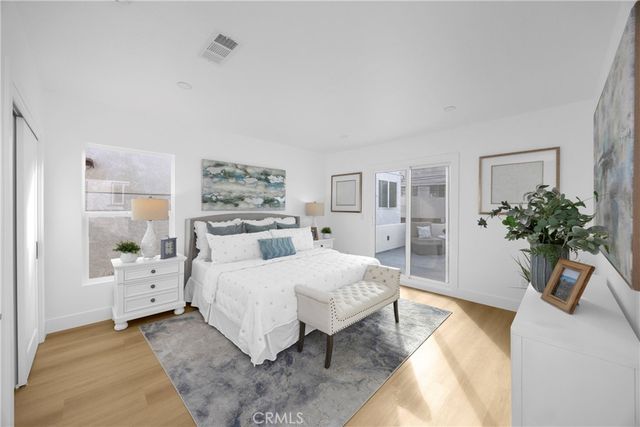 40 Claremont, Long Beach, CA 90803