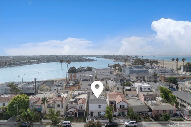 40 Claremont, Long Beach, CA 90803