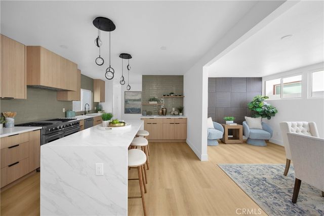 40 Claremont, Long Beach, CA 90803