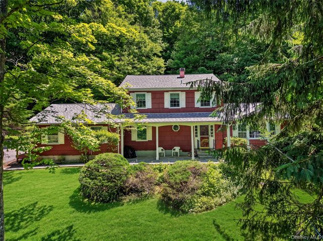 1096 Sunset Street, Yorktown Heights, NY 10598